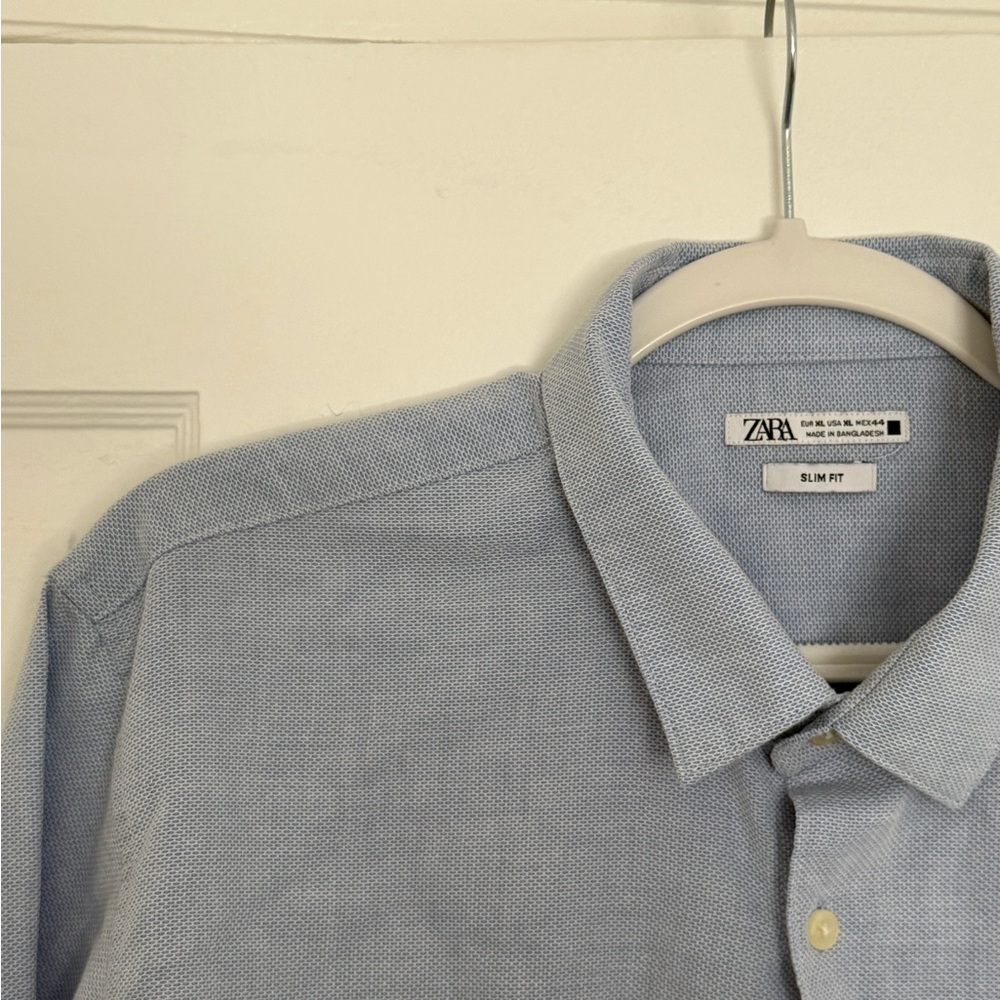 Zara Men's Blue Slim Fit Shirt